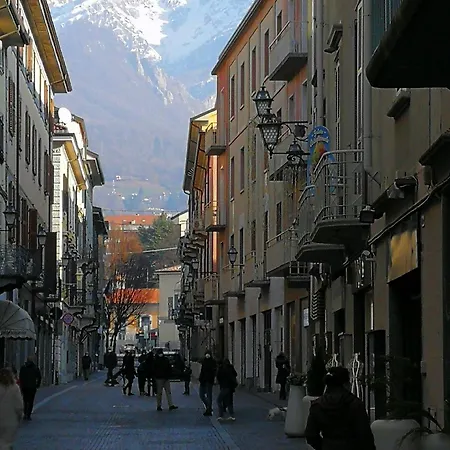 Big Romantic Lake View & Terrace Apartamento