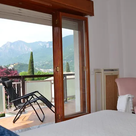 Big Romantic Lake View & Terrace Apartment Lecco